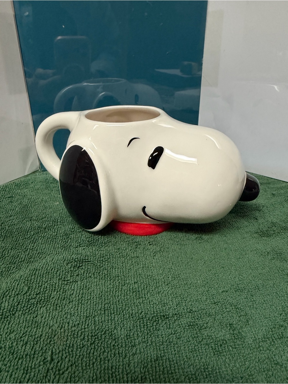 Peanuts Snoopy Head Ceramic Mug in White and Black with Red Collar Accent